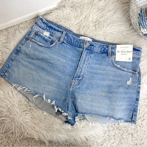 NWT Sold Out Abercrombie & Fitch Mom Short High Rise Cutoff Shorts - Picture 2 of 9
